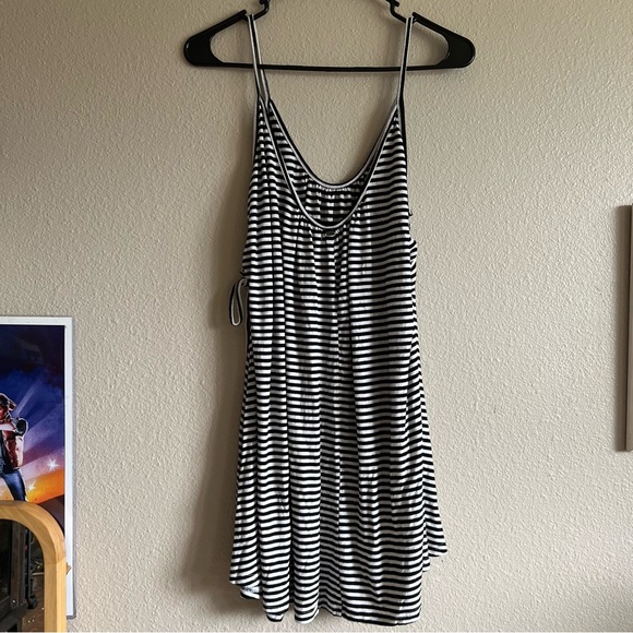 O’Neill Women’s Mini Dress - Picture 2 of 4